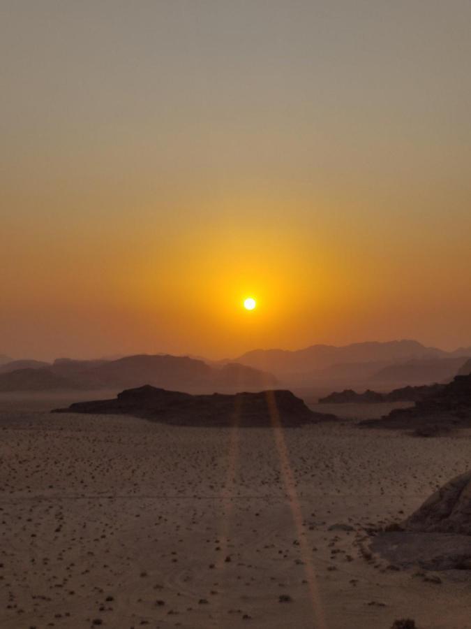 Wadirum Momoo Wadi Rum Exterior photo