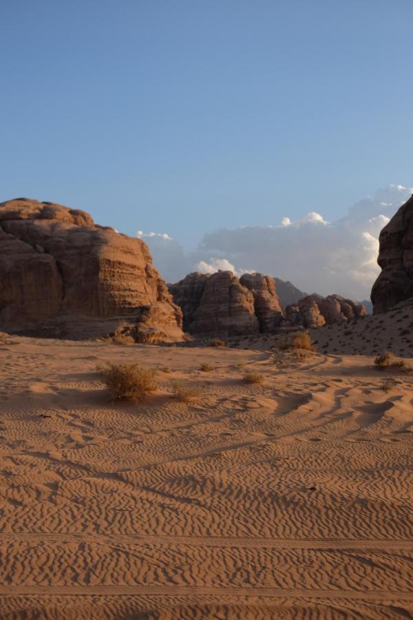 Wadirum Momoo Wadi Rum Exterior photo